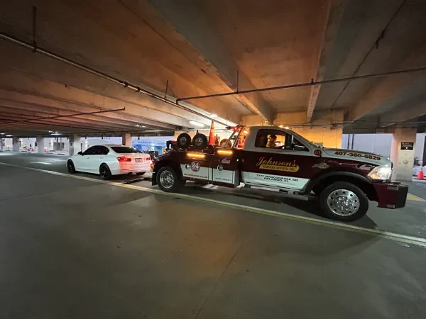 Johnson's Wrecker Service Cars, Heavy Duty and Semi Truck Towing - photo 2