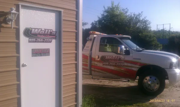 Wall's Towing & Recovery (roadside assistance) - photo 2