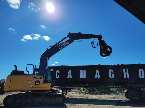 Camacho Recycling - photo 2
