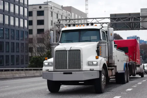 A & A Towing and Recovery - photo 4