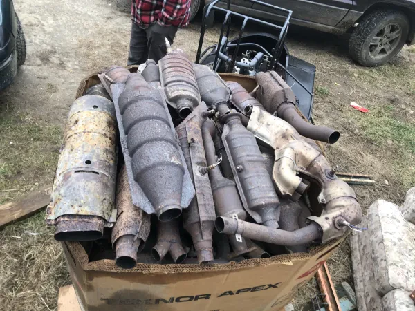 Benoit's Auto Cores&Recycling - photo 3