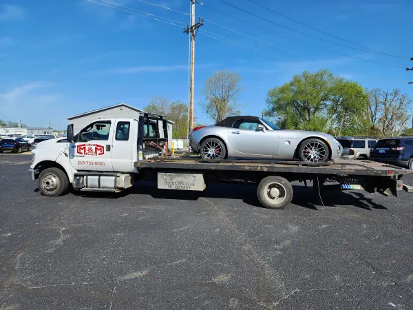 M&M Towing - photo 2