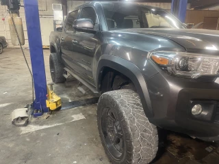 Freeman Auto Service LLC