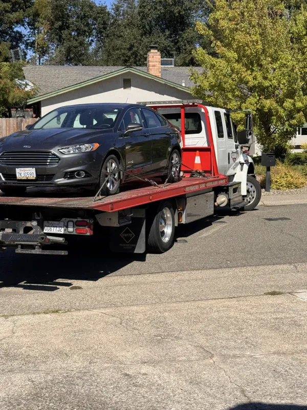 Capitol City Towing - photo 3