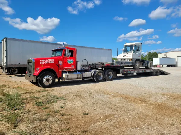 Twin Creeks Towing - photo 3