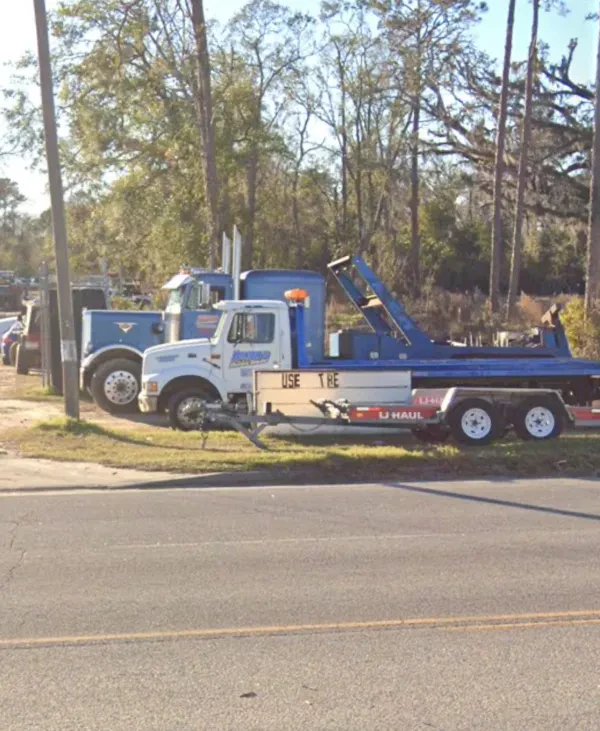 Dixon's Wrecker Services - photo 2