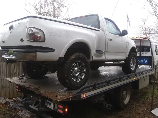 Simpson's Wrecker Service - photo 3