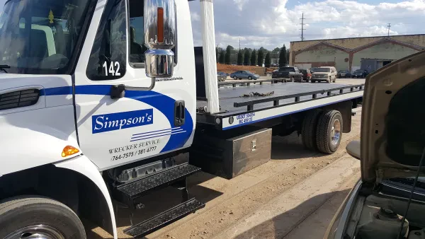 Simpson's Wrecker Service - photo 4