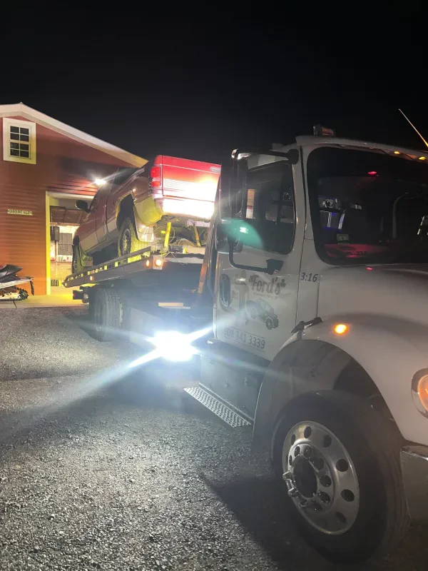 Ford's Towing and Recovery LLC - photo 4