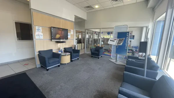 New Rochelle Chevrolet Auto Parts - photo 4