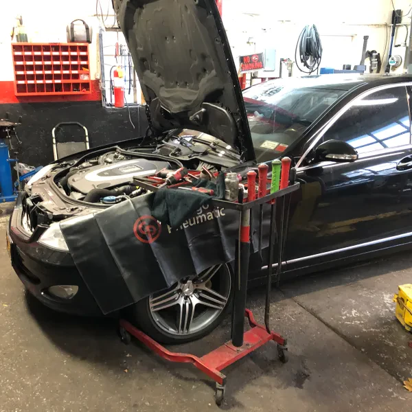 Autobahn Motors, Inc. - photo 3