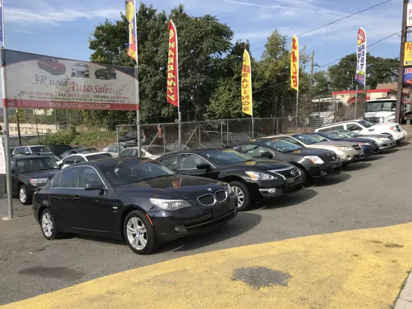 JR Used Auto Sales LLC - photo 2
