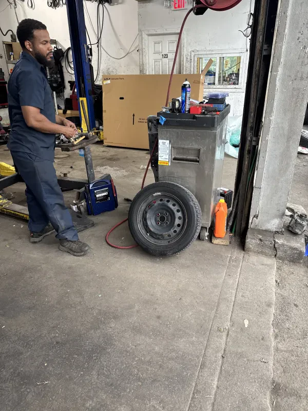A1 Towing And Auto Repair - photo 2