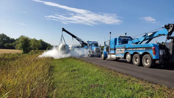 M & M Wrecker Service of SWMO, LLC - photo 3