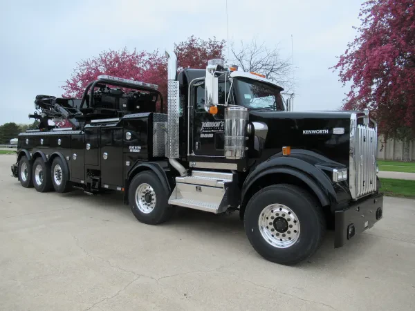 Johnson's Heavy Towing Inc - photo 3