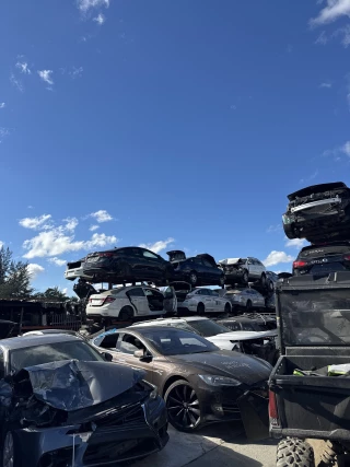 Cocos Used Auto Parts