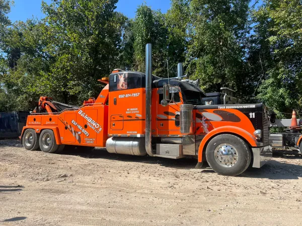 Bambino's Towing LLC Heavy Duty Wrecker Service - photo 2