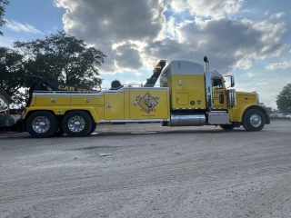 Car Store Towing