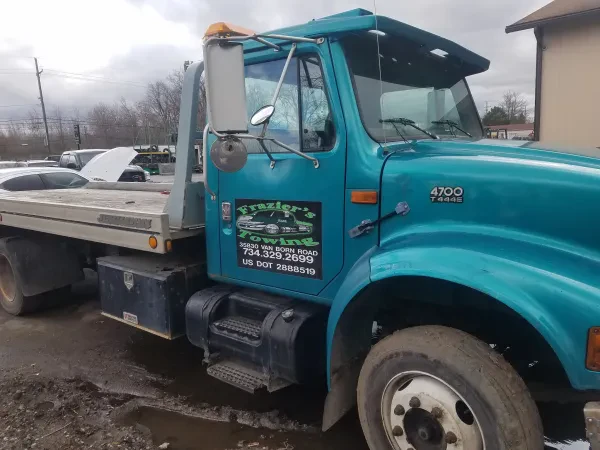 Frazier's Auto Service Towing - photo 3