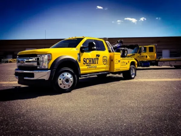 Schmit Towing Service - photo 4