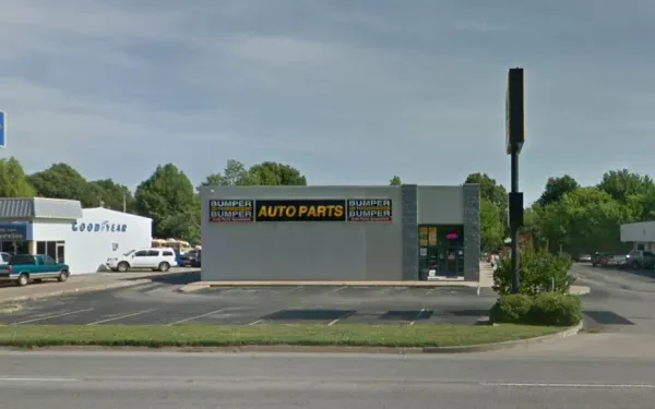 Bumper To Bumper Auto Parts/Crow-Burlingame - photo 3