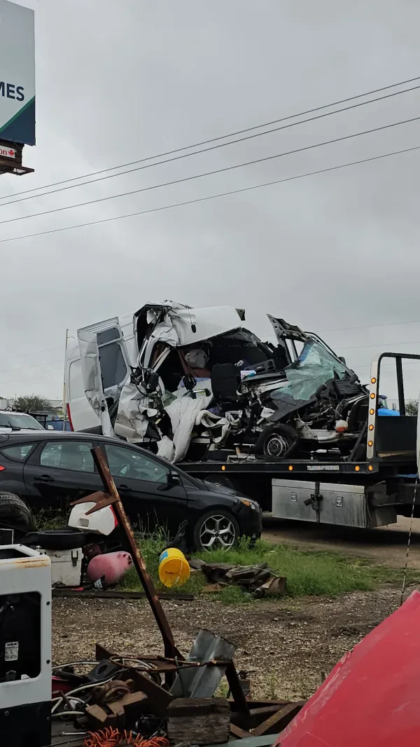 Garcia's Wrecker Services - photo 4