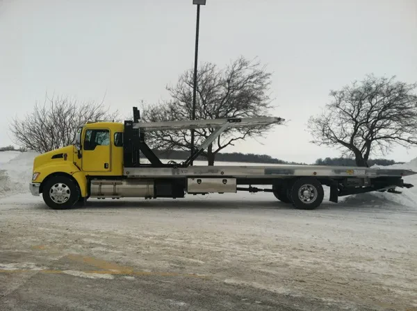 Lightning Towing - photo 2