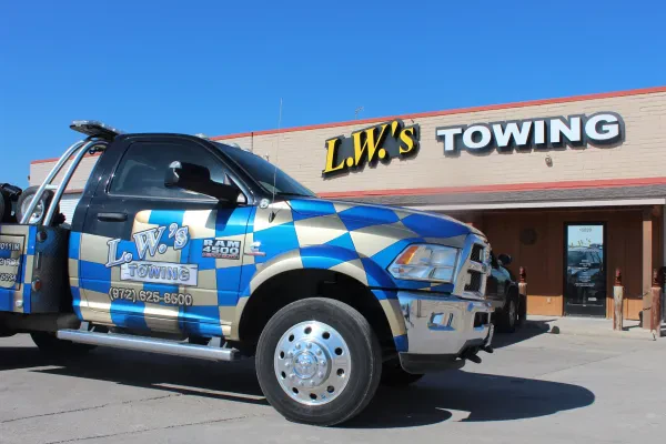 LW's Towing - photo 4