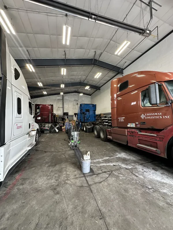 Main Truck Towing & Repair Inc - photo 3