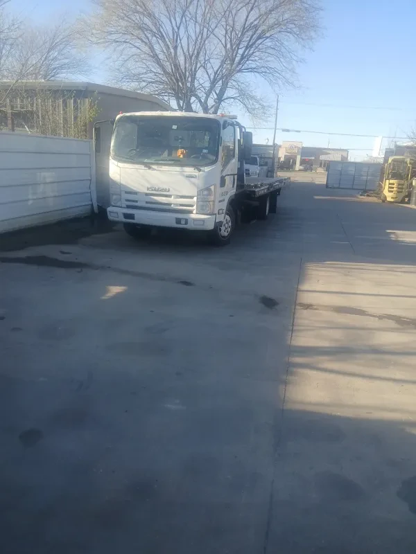 Lovell's Wrecker Repair - photo 2