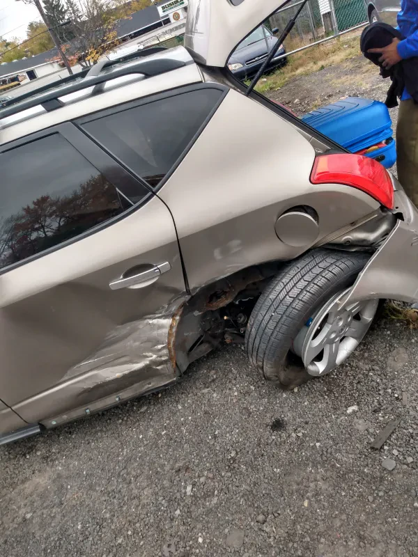 Town Plot Auto Body & Towing - photo 3