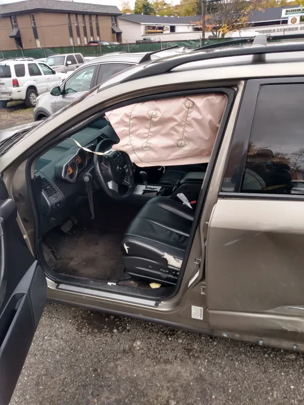 Town Plot Auto Body & Towing - photo 4