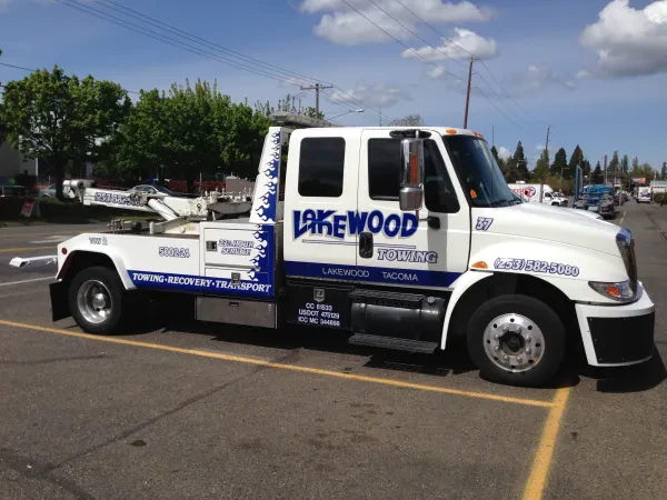 Lakewood Towing & Transport - photo 3