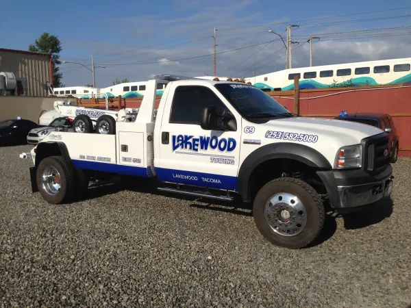 Lakewood Towing & Transport - photo 4