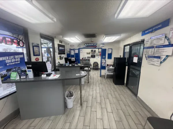 Maaco Auto Body Shop & Painting - photo 2