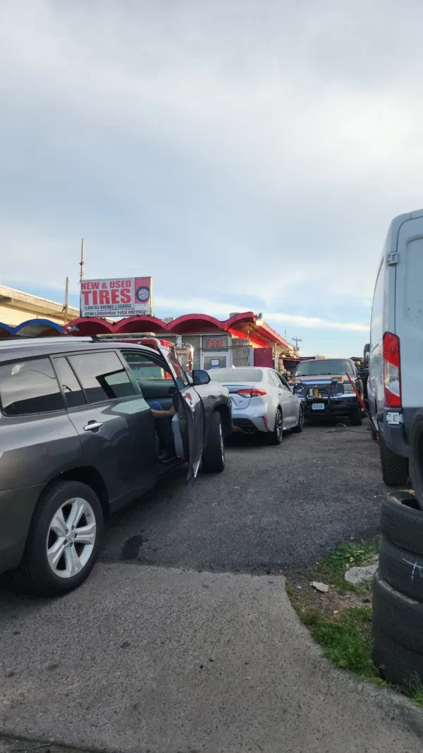 Towing service y venta de llantas usadas - photo 4