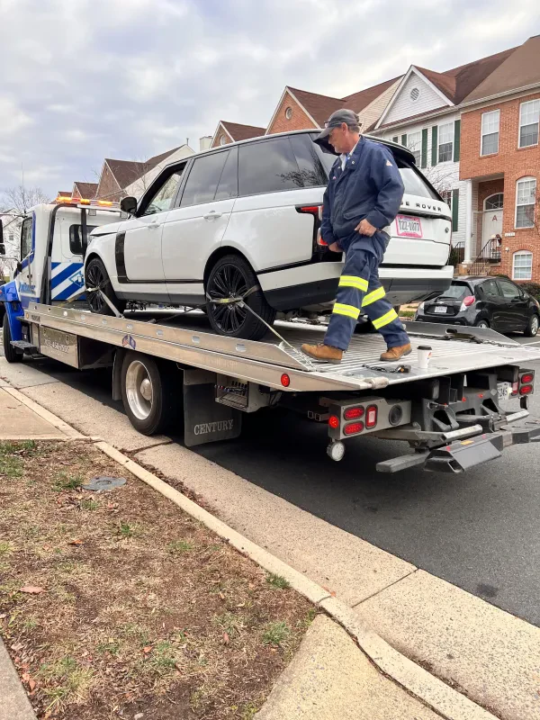 Road Runner Heavy Duty Towing & Semi Truck Towing - photo 3