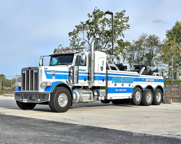 Road Runner Heavy Duty Towing & Semi Truck Towing - photo 2