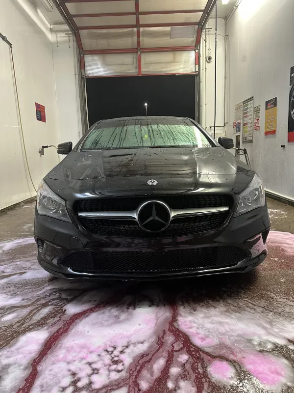 Mercedes-Benz of Arlington Collision Center - photo 3