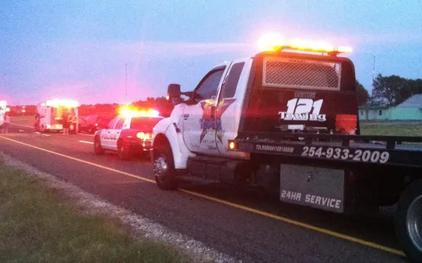 121 Towing & Recovery - photo 2