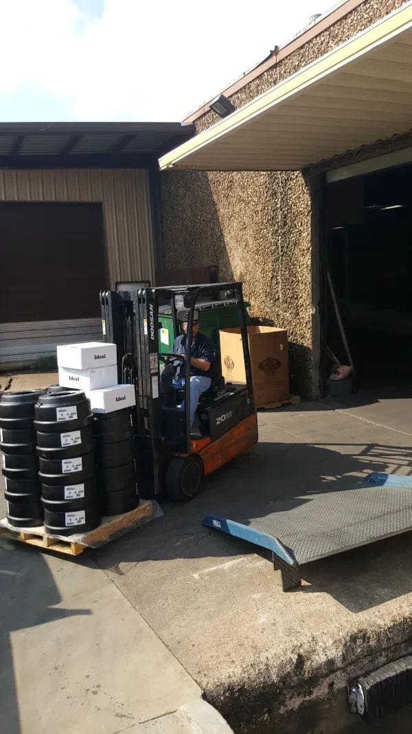 Ogburn's Truck Parts - photo 3