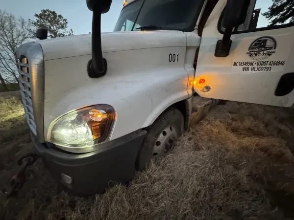 Seamon Wrecker Service, Inc - photo 2