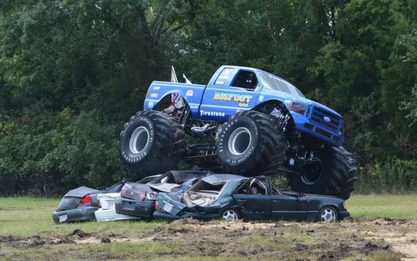 Jim Woodham & Son Tire & Auto - photo 2