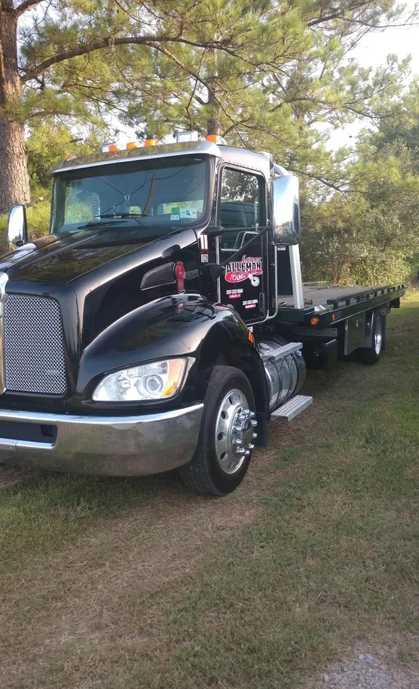 James Alleman Towing, LLC - photo 4