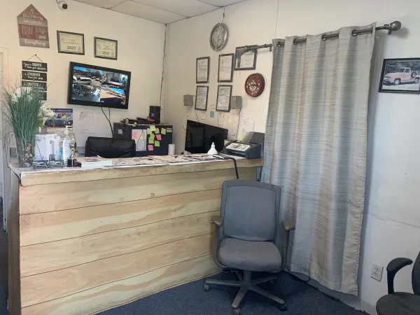 Excellent Towing Services LLC - photo 2