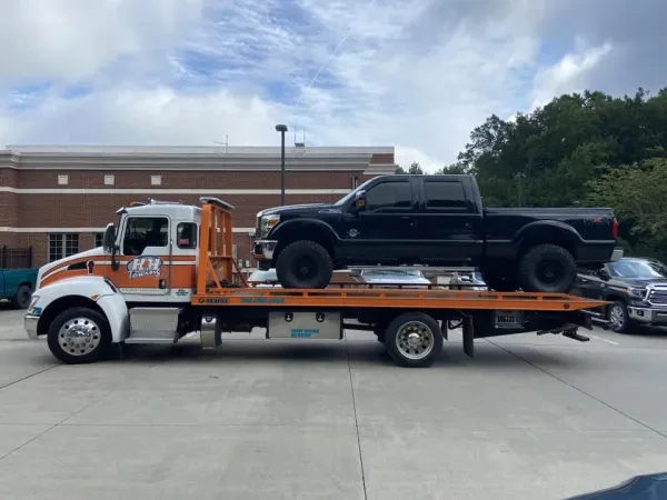 H & H Towing Inc - photo 2