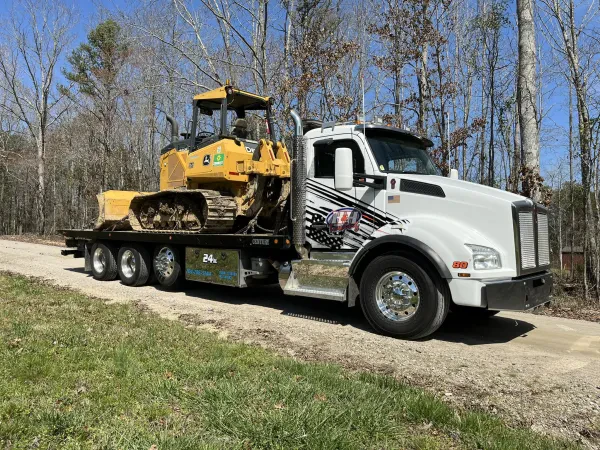 H & H Towing Inc - photo 3