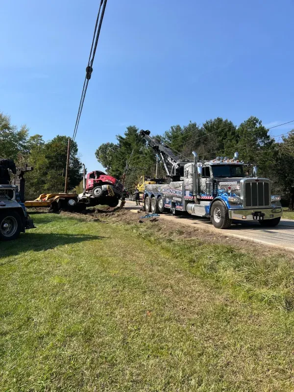 Canton Towing - photo 3