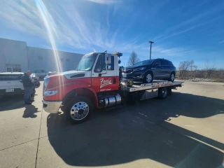 Fred's Towing