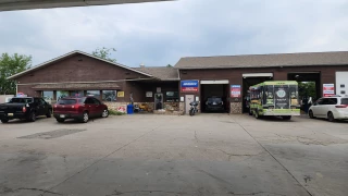 Woody's Towing